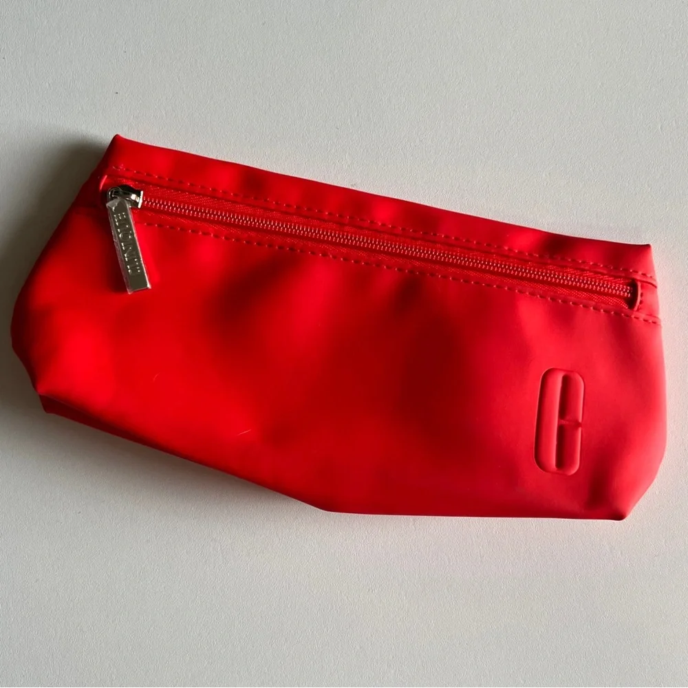 listing nwt
